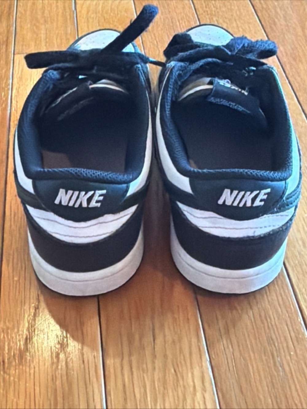 Nike Dunk Low Retro Sneakers Tennis Shoes Black & White Panda Kids Youth Sz 3 3Y - Picture 4 of 5